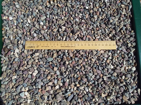 Kamenclub.ru: Галька речная окат цветная фр.5-10 мм. купить  в Ростове-на-Дону галька речная белый, серый, красноватый, синий, темно-серый речная окатанная галька декоративная 6800 руб/т   фото КАМЕНЬ КЛУБ
