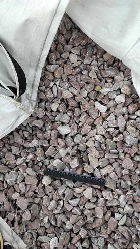 Kamenclub.ru: Мраморная крошка (щебень галтованный розовый) фр.20-40 мм.  купить в Ростове-на-Дону мрамор розовый, красный оголтованный округлый щебень  15000 руб/т   фото КАМЕНЬ КЛУБ