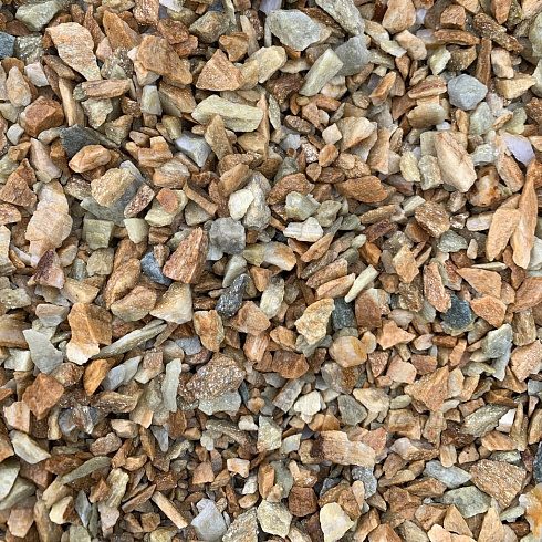 Kamenclub.ru: Щебень крошка желтый (ЗЛАТОЛИТ) фр. 5-10 мм.  купить в Ростове-на-Дону мрамор золотистый, бежевый, желтый каменная ландшафтная декоративная крошка здатолита 8500 руб/т   фото КАМЕНЬ КЛУБ