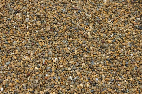 Kamenclub.ru: Галька окат (серо-желтая) фр.10-20 мм. купить  в Ростове-на-Дону галька серо-желтая, рыжая, серый речная окатанная округлая галька 5000 руб/т   фото КАМЕНЬ КЛУБ