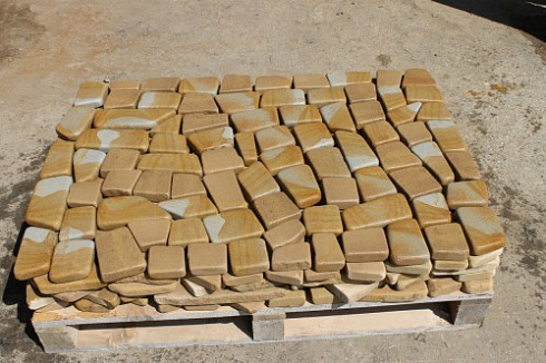 Kamenclub.ru: Песчаник брусчатка (Готика) art PSG-L-01  купить в Ростове-на-Дону    2300 руб/кв.м   фото КАМЕНЬ КЛУБ