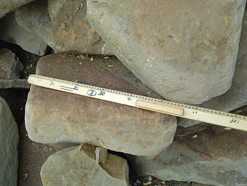 Kamenclub.ru: Песчаник для мощения дорожек, площадок, парковок ( фр 5-10 см)  купить в Ростове-на-Дону песчаник  серый желтый коричневый рыжий песчаник оголтованный окатанный 6500 руб/т   фото КАМЕНЬ КЛУБ