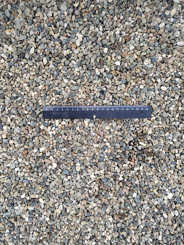 Kamenclub.ru: Галька речная окат (серая) фр.5-10 мм купить  в Ростове-на-Дону галька речная серая, серый, темно-серый, светло-серый, коричневый речная окатанная галька декоративная ландшатфная 5000 руб/т   фото КАМЕНЬ КЛУБ