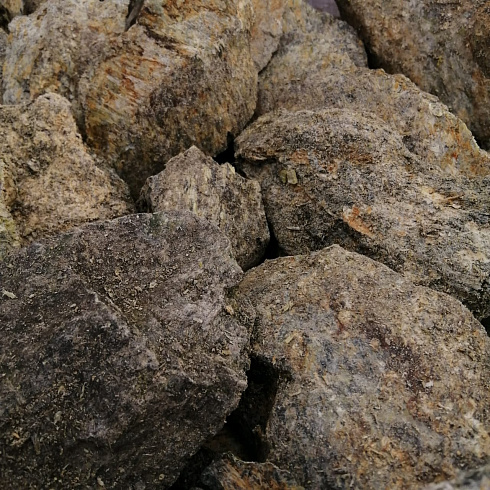 фото Змеевик салатовый  (фр. 70-100 мм)  купить в Ростове-на-Дону в интернет-портале КАМЕНЬ КЛУБ