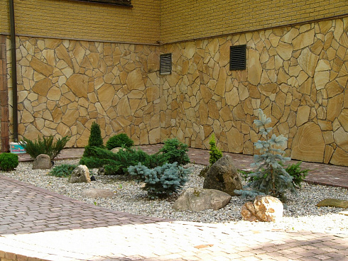 Kamenclub.ru: Песчаник пластушка желтый с разводом под дерево (2 см)  купить в Ростове-на-Дону плитняк желтый с разводами, желтый, рыжий, серый песчаник пластушка рваная ландшафтная 11 000 руб/м3   фото КАМЕНЬ КЛУБ