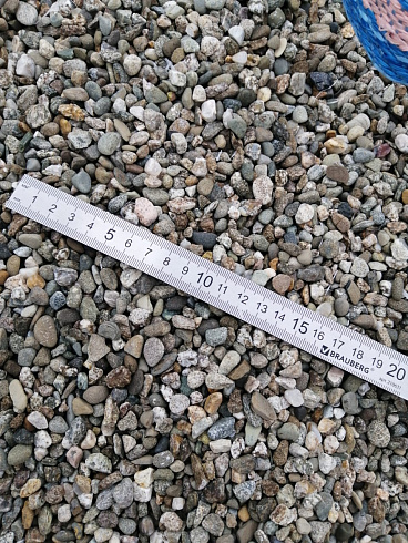 Kamenclub.ru: Галька речная окат (серая) фр.5-10 мм купить  в Ростове-на-Дону галька речная серая, серый, темно-серый, светло-серый, коричневый речная окатанная галька декоративная ландшатфная 5000 руб/т   фото КАМЕНЬ КЛУБ