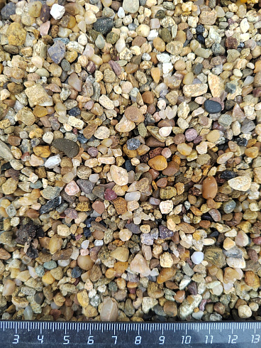 Галька речная окат (рыжая) фр.3-5 мм купить в Ростове-на-Дону 