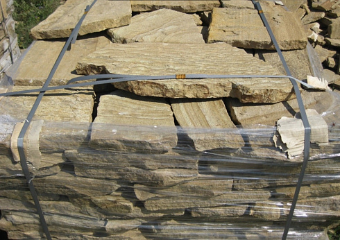 Kamenclub.ru: Песчаник пластушка желтый с рисунком (3 см)  купить в Ростове-на-Дону песчаник желтый с рисунком, рыжий, желтый песчаник пластушка ландшафтная рваная 8 500 руб/м3   фото КАМЕНЬ КЛУБ