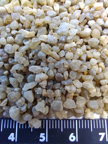 Кварцевый песок сухой фракцинированный фр. 1,6-4 мм.  купить в Ростове-на-Дону фото Камень Клуб