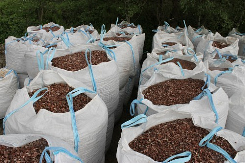 Kamenclub.ru: Мраморная крошка (щебень крошка розовый) фр. 20-40 мм.  купить в Ростове-на-Дону мрамор розовый, красный мраморная крошка декоративная 11000 руб/т   фото КАМЕНЬ КЛУБ