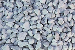 Kamenclub.ru: Мраморная крошка (щебень галтованный белый), фр.20-40 мм.  купить в Ростове-на-Дону мрамор белый бежевый молочный мраморный щебень декоративный 17000 руб/т   фото КАМЕНЬ КЛУБ