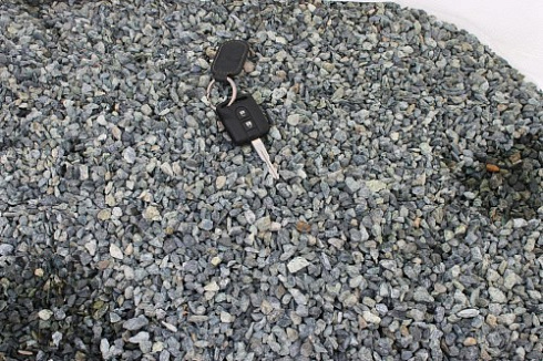 Kamenclub.ru: Щебень крошка зеленый (змеевик) фр. 5-10 мм  купить в Ростове-на-Дону змеевик зеленый, салатовый ландшафтный декоративный щебень крошка 7 200 руб/т   фото КАМЕНЬ КЛУБ