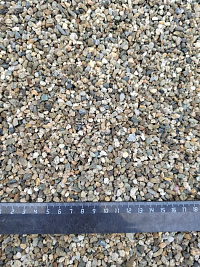 Kamenclub.ru: Галька речная окат (серая) фр.3-5 мм купить  в Ростове-на-Дону галька речная серая бежевый темно-серый окатанный речной камень округлый 9500 руб/т   фото КАМЕНЬ КЛУБ