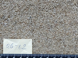 Кварцевый песок для площадок фр. 0,6-1,2 мм.  купить в Ростове-на-Дону фото Камень Клуб